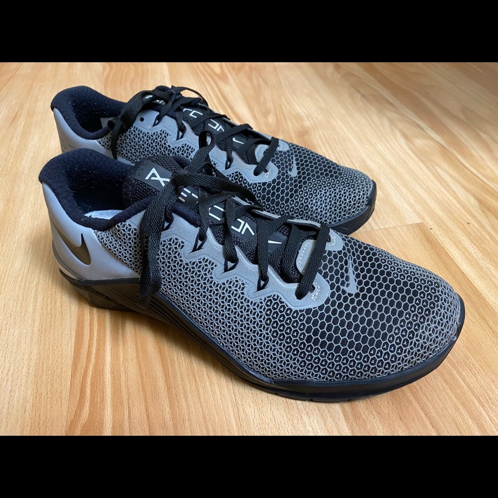 Nike Women’s Metcon 5 X Cross Training Shoes